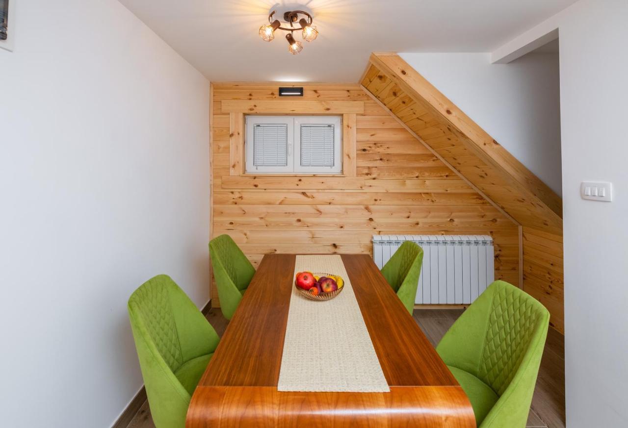 Apartmani Nada 콜라신 외부 사진