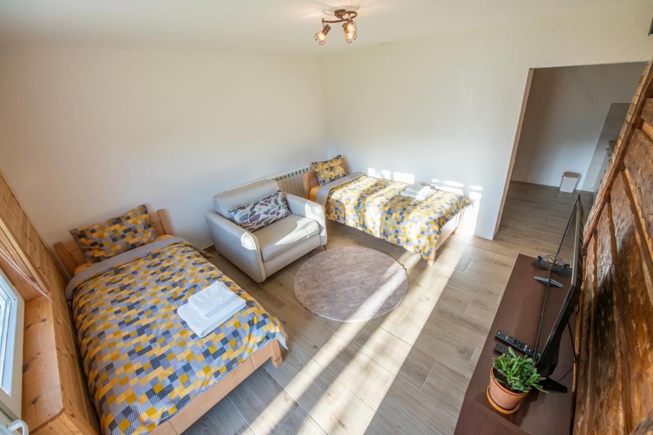 Apartmani Nada 콜라신 외부 사진